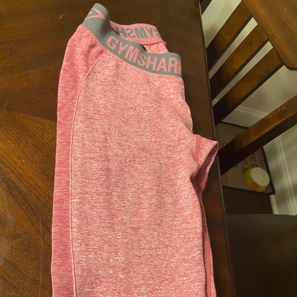 SOLD Pink Gymshark Flex Leggings - Picture 3 of 3